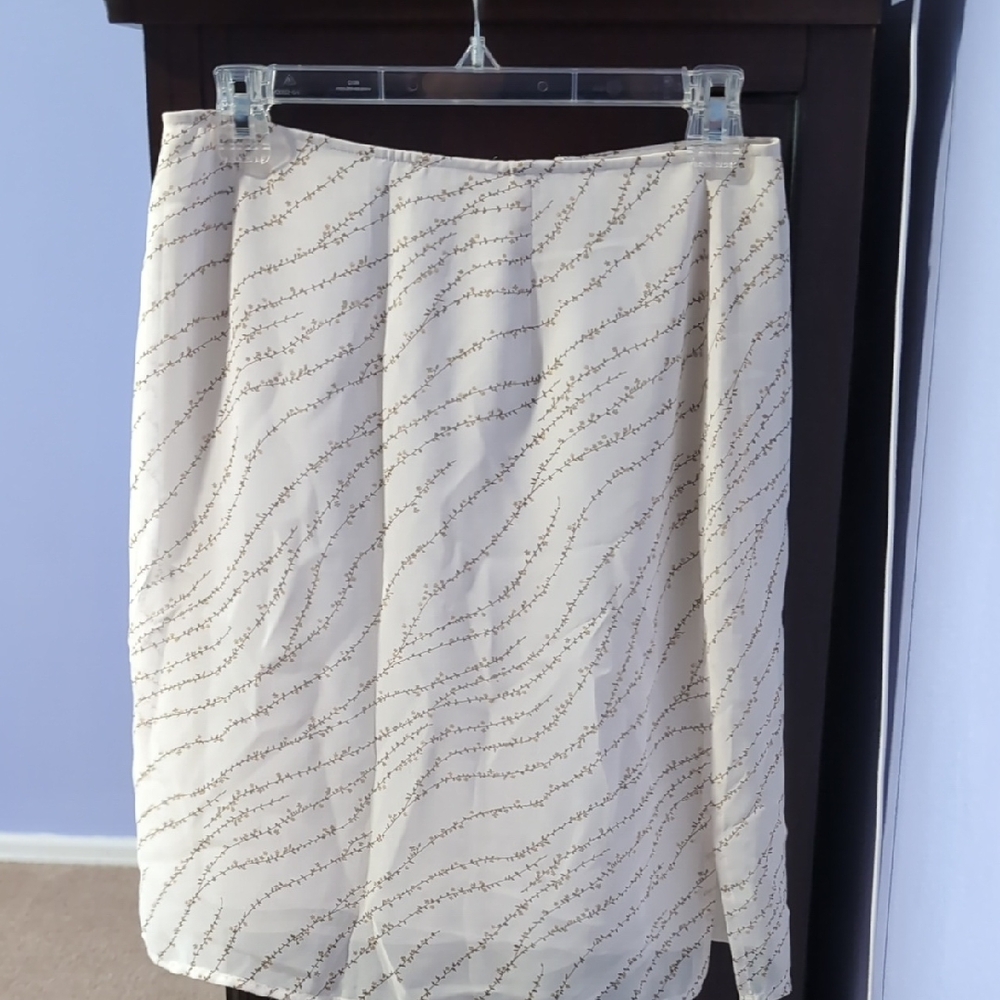 Express Cream and Gold Pencil Skirt